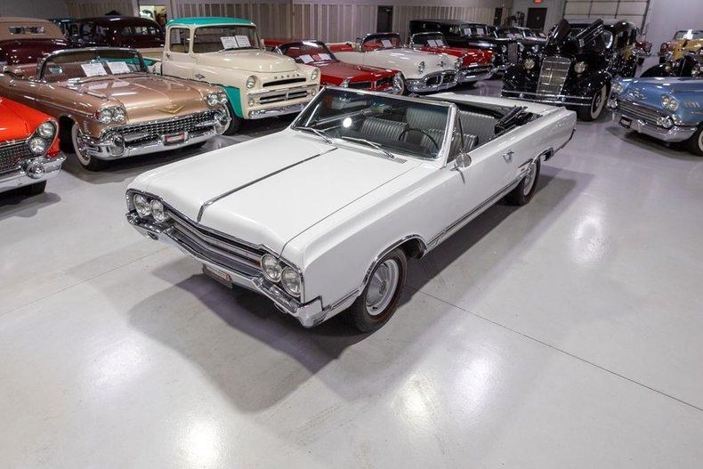 1965 Oldsmobile Cutlass 442 Convertible