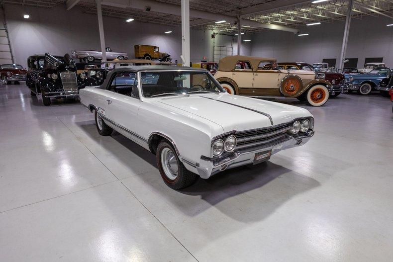 1965 Oldsmobile Cutlass 442 Convertible