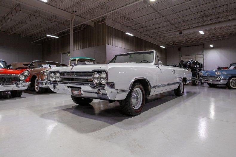 1965 Oldsmobile Cutlass 442 Convertible