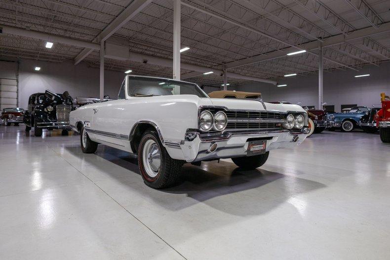 1965 Oldsmobile Cutlass 442 Convertible