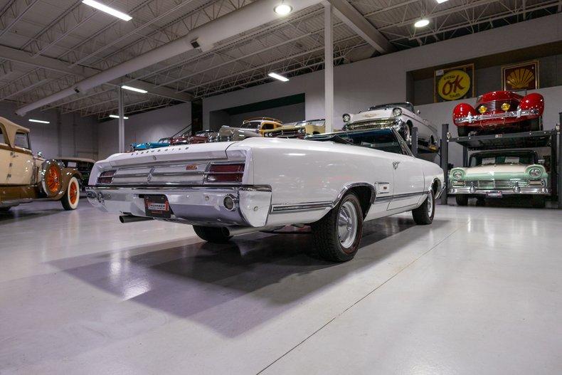 1965 Oldsmobile Cutlass 442 Convertible