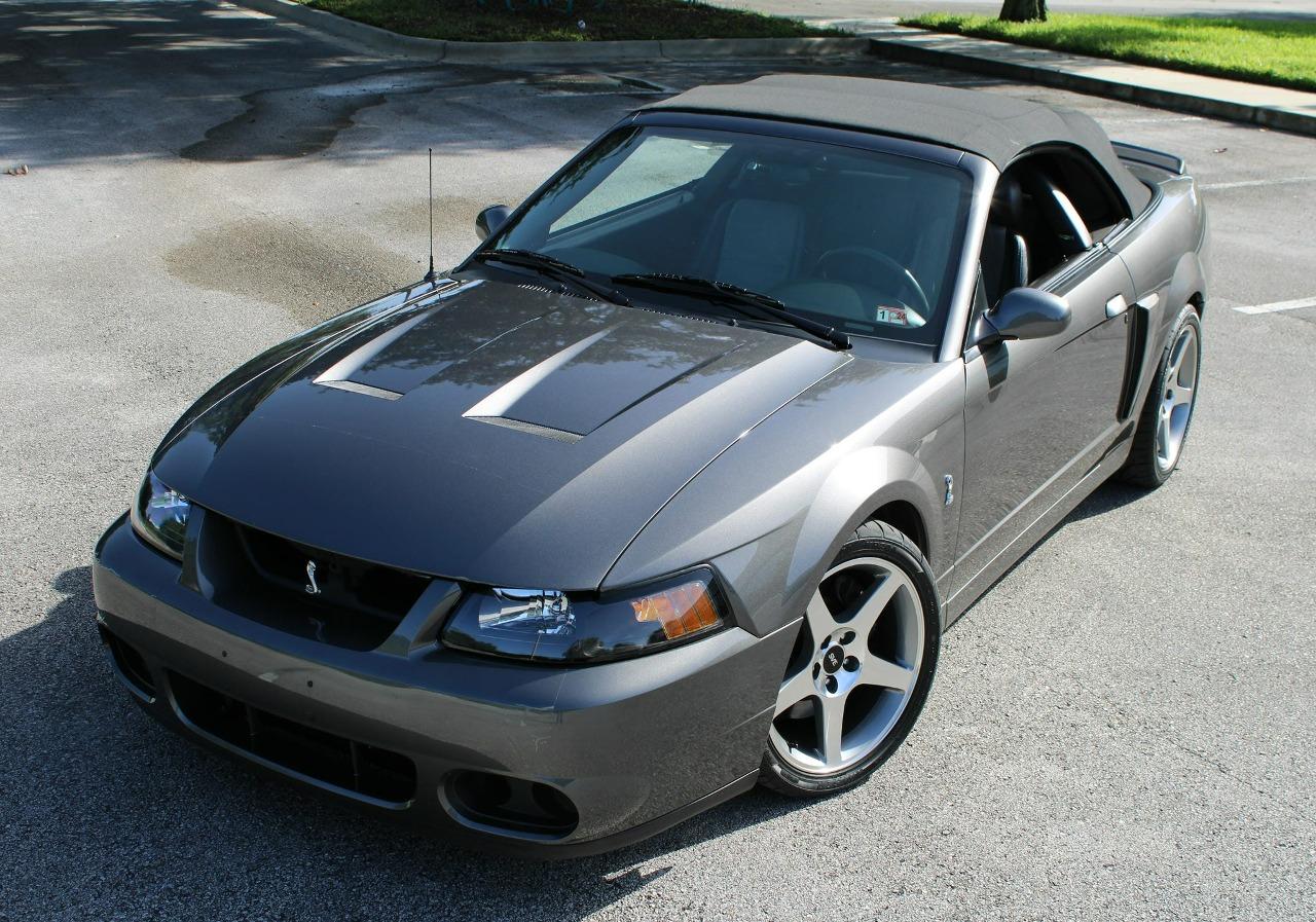 2003 Ford Mustang