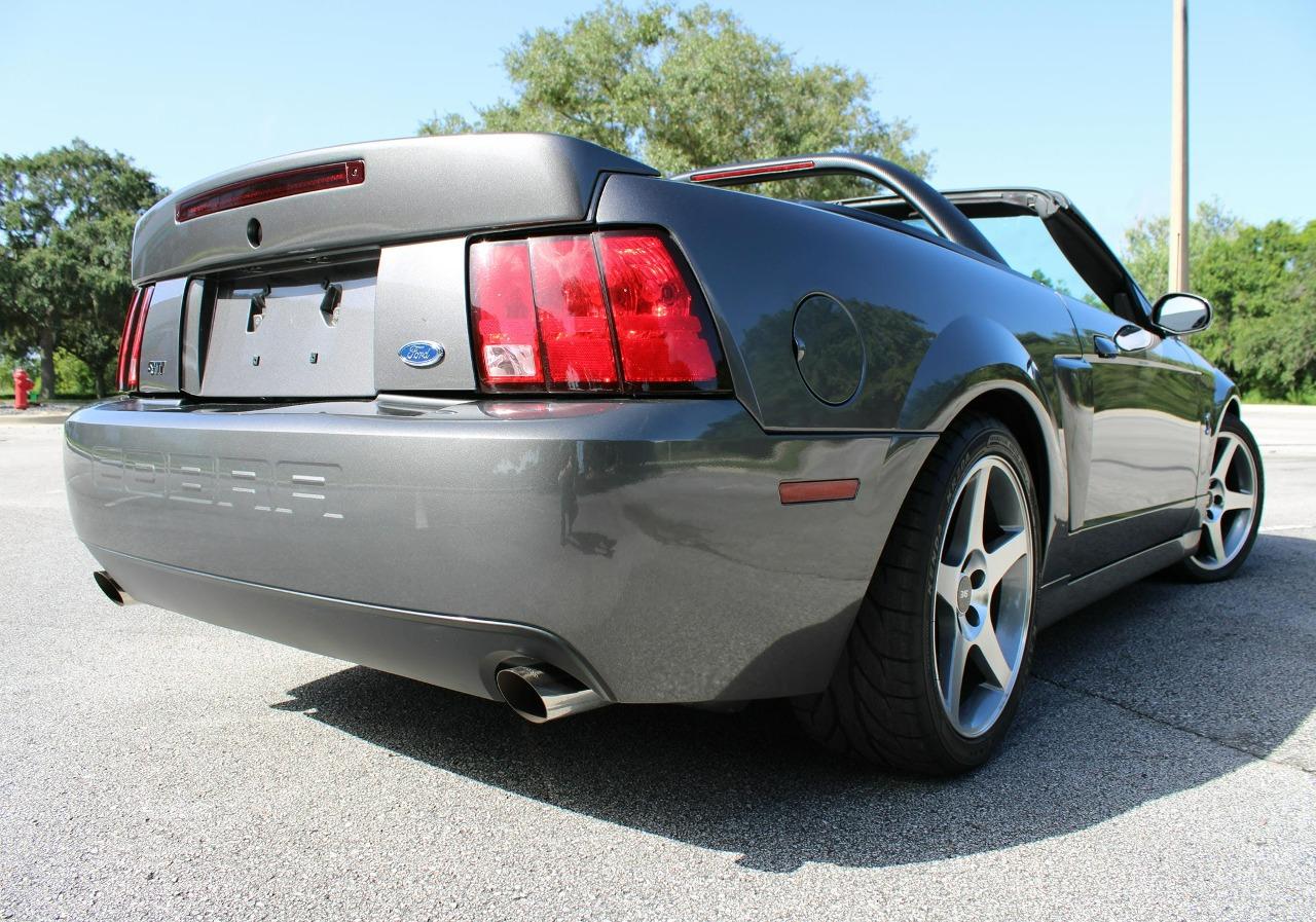 2003 Ford Mustang