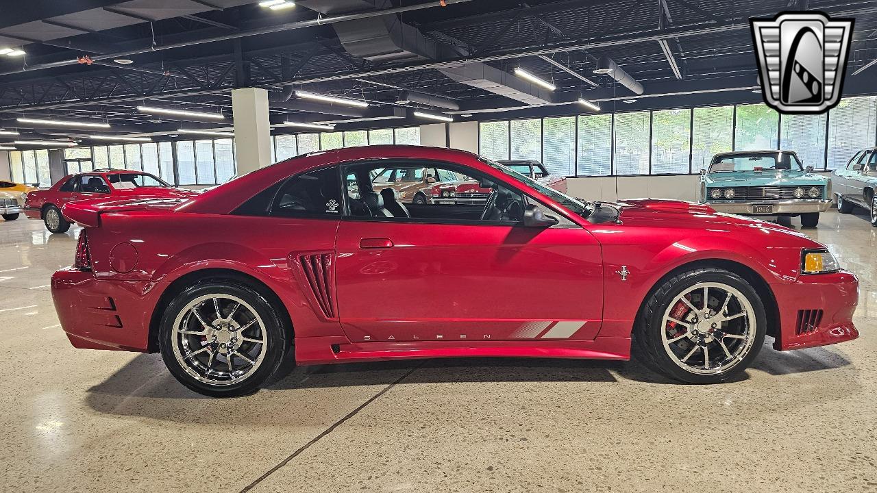 2000 Ford Mustang