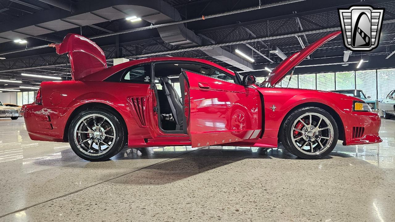 2000 Ford Mustang