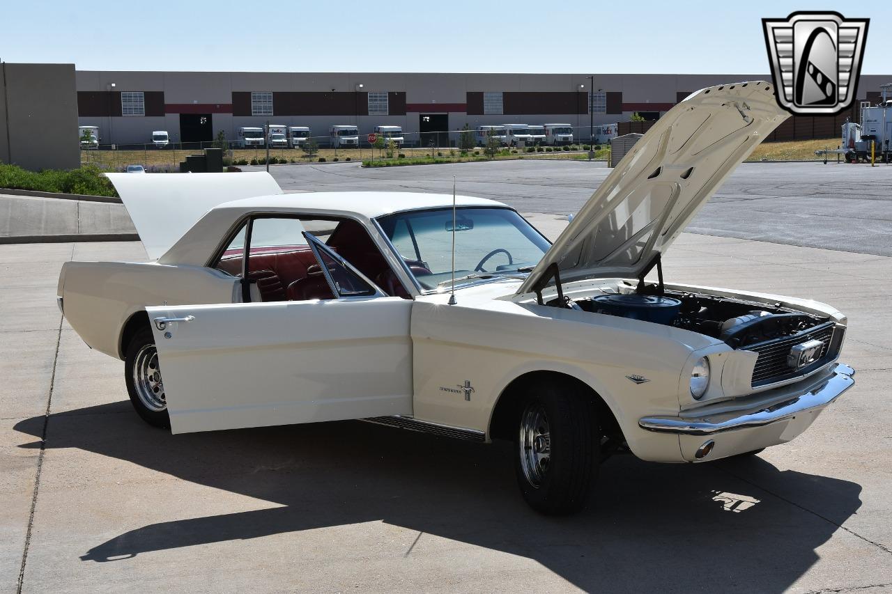 1966 Ford Mustang