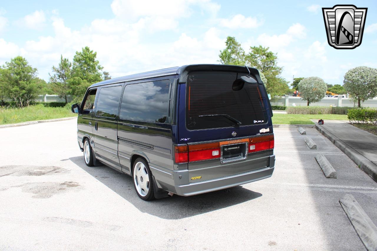 1995 Nissan Caravan