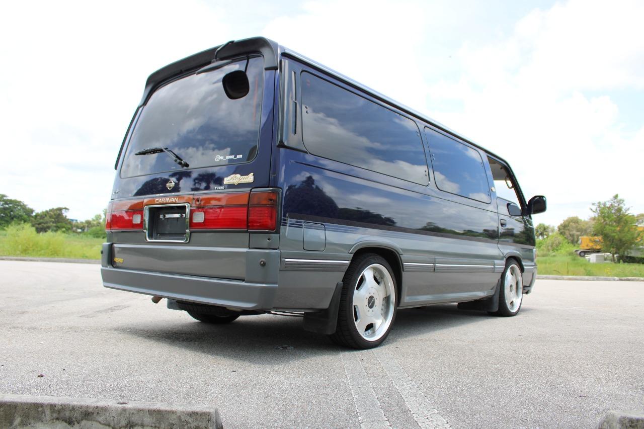 1995 Nissan Caravan