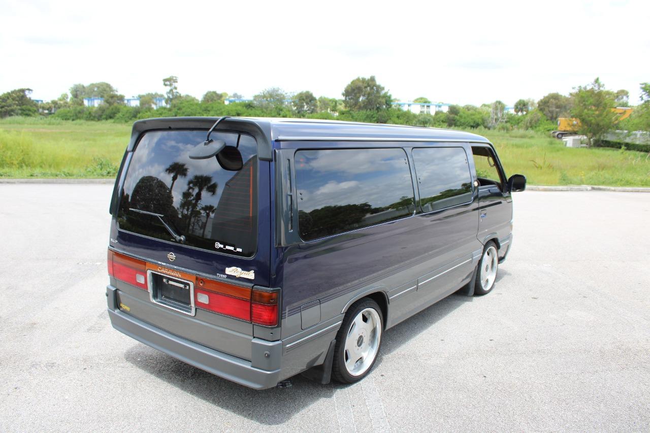 1995 Nissan Caravan