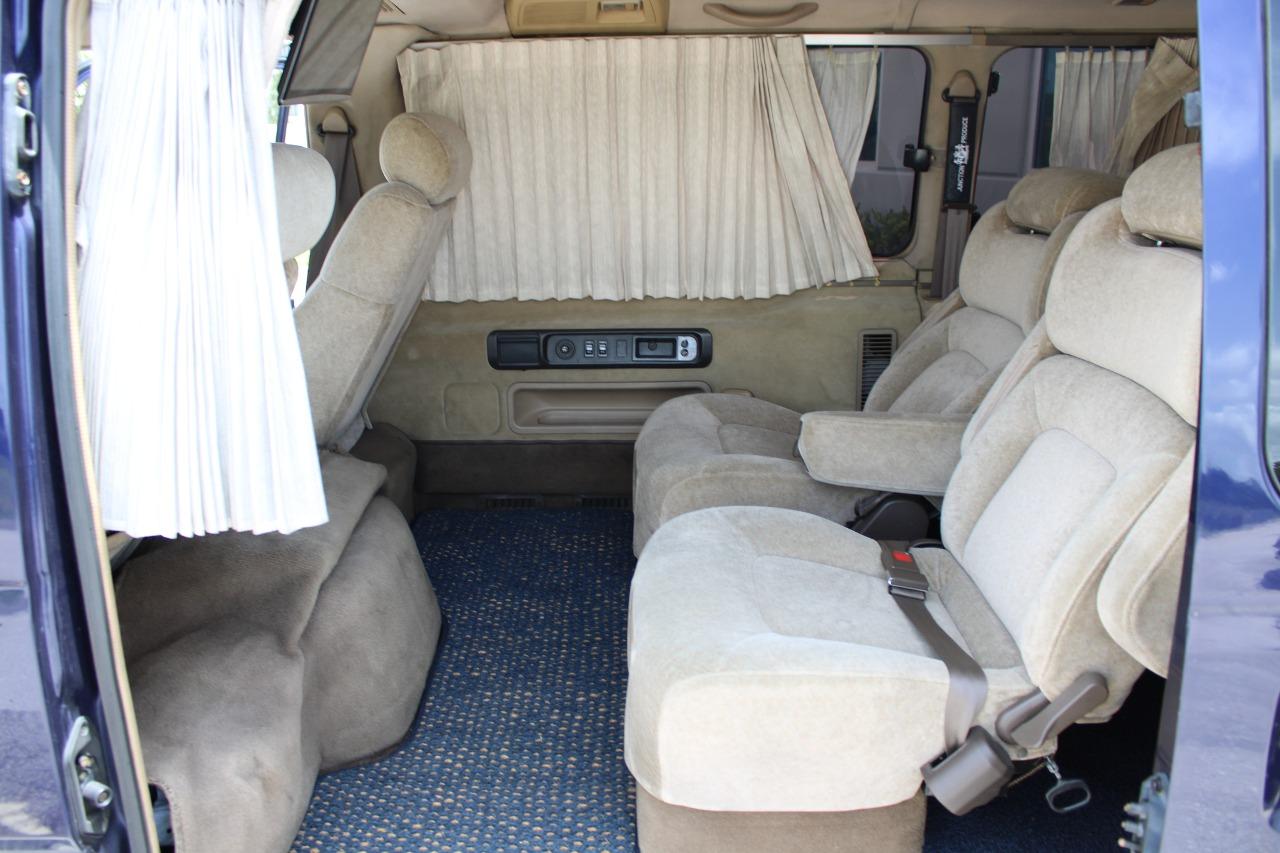 1995 Nissan Caravan