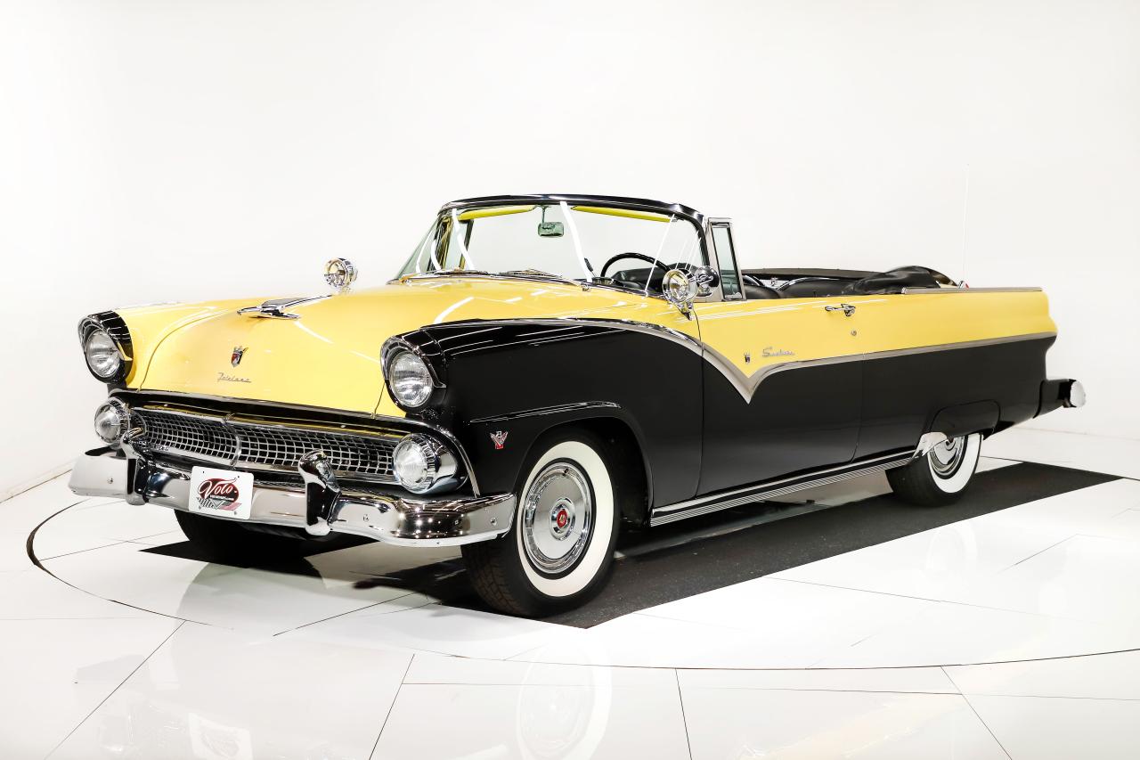 1955 Ford Fairlane Sunliner