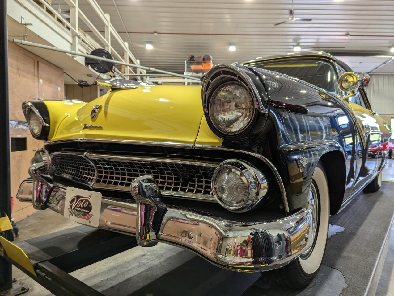 1955 Ford Fairlane Sunliner