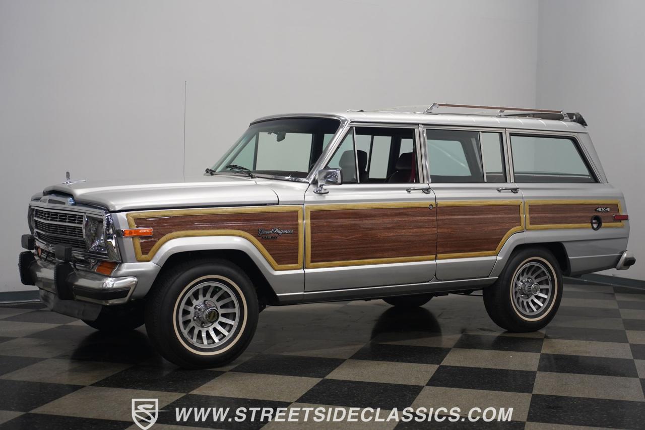 1991 Jeep Grand Wagoneer HEMI Restomod