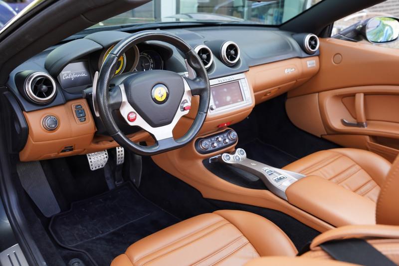 2010 Ferrari California 4.3