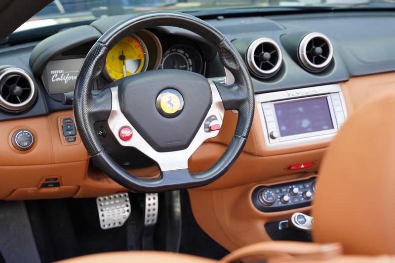 2010 Ferrari California 4.3