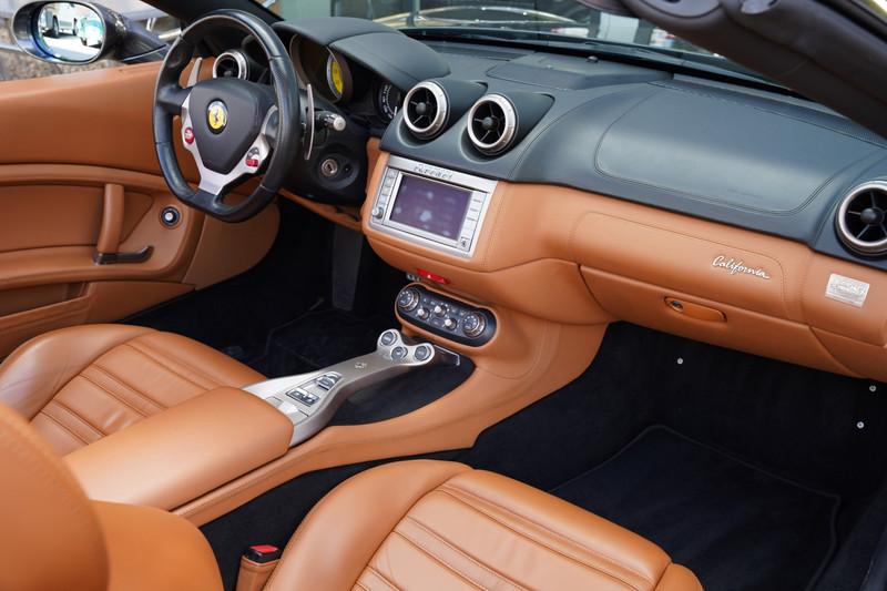 2010 Ferrari California 4.3