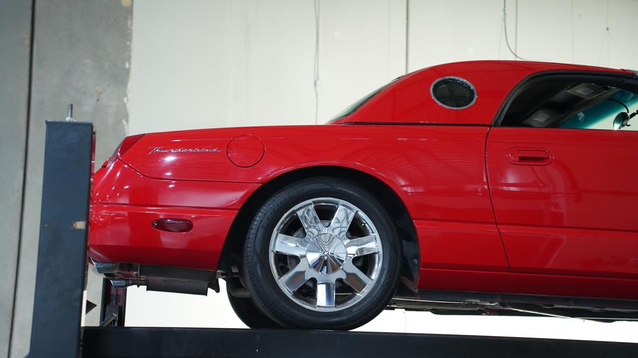 2002 Ford Thunderbird