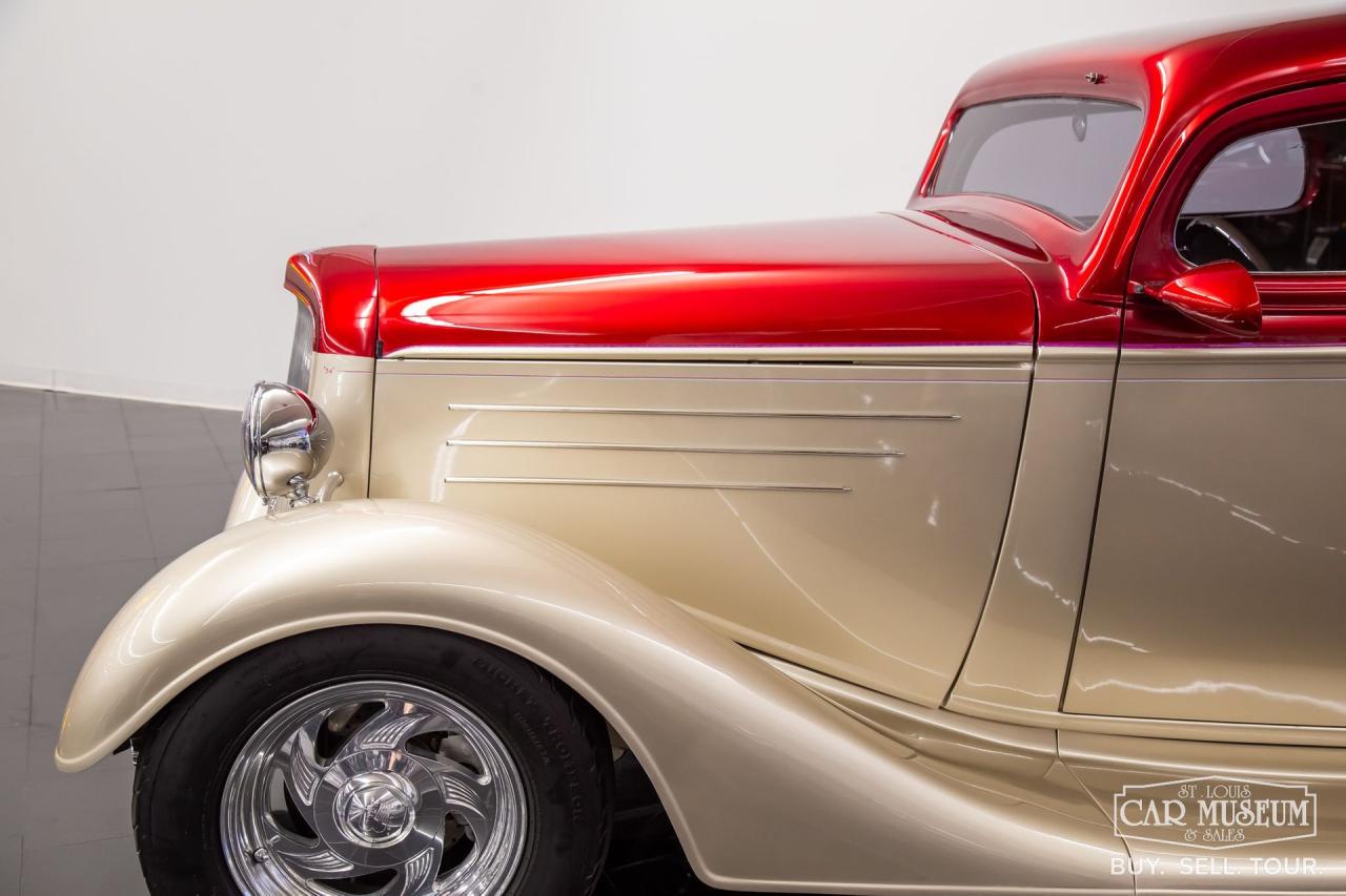 1934 Chevrolet 3-Window Street Rod