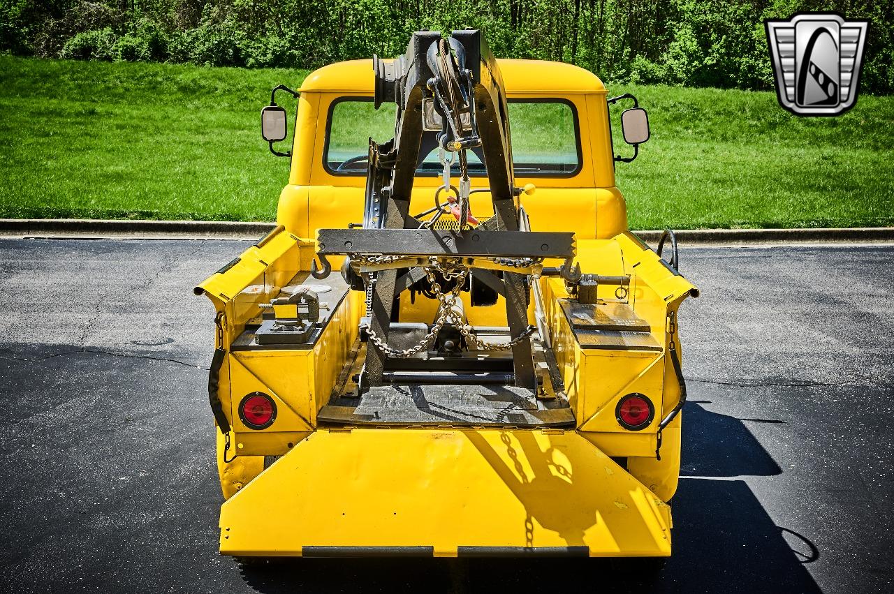 1960 Jeep FC150