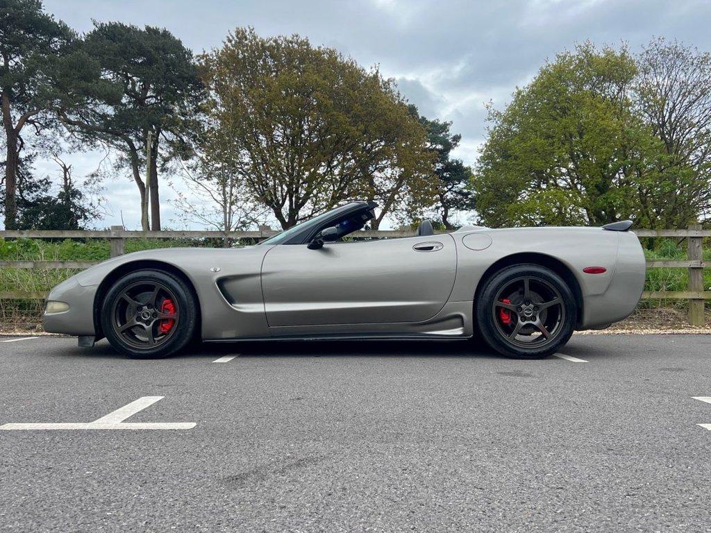 2000 Chevrolet 2000 T GMC CORVETTE C5