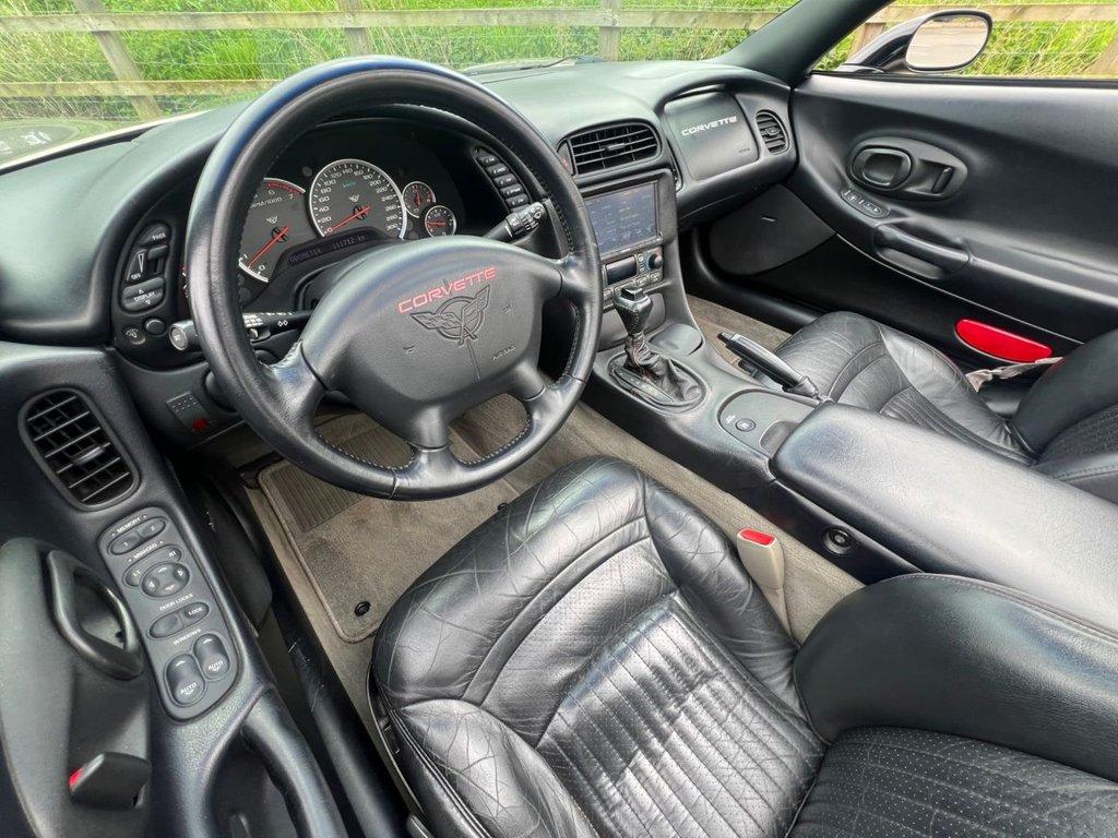 2000 Chevrolet 2000 T GMC CORVETTE C5