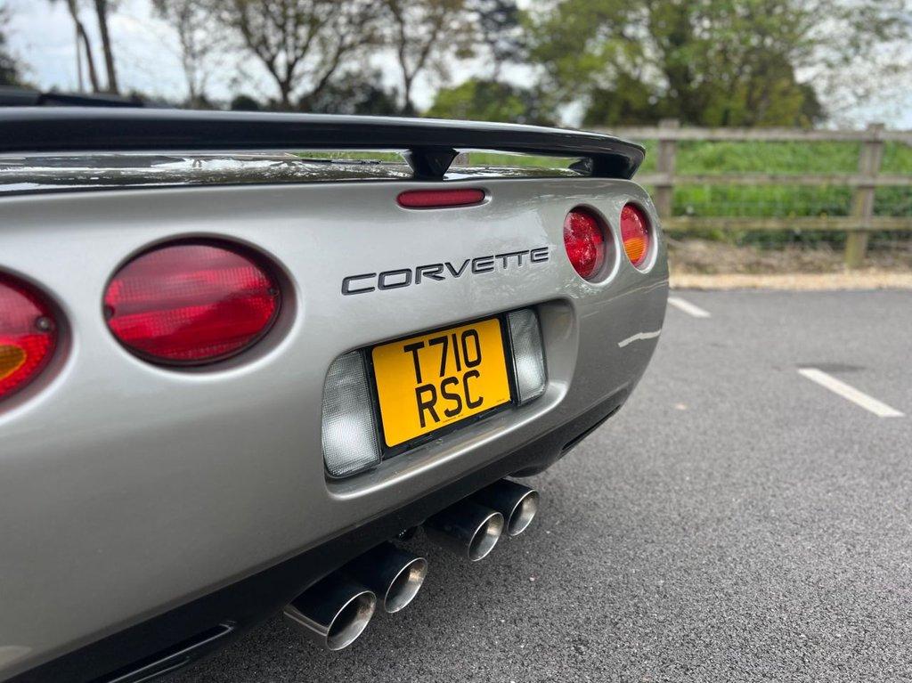 2000 Chevrolet 2000 T GMC CORVETTE C5