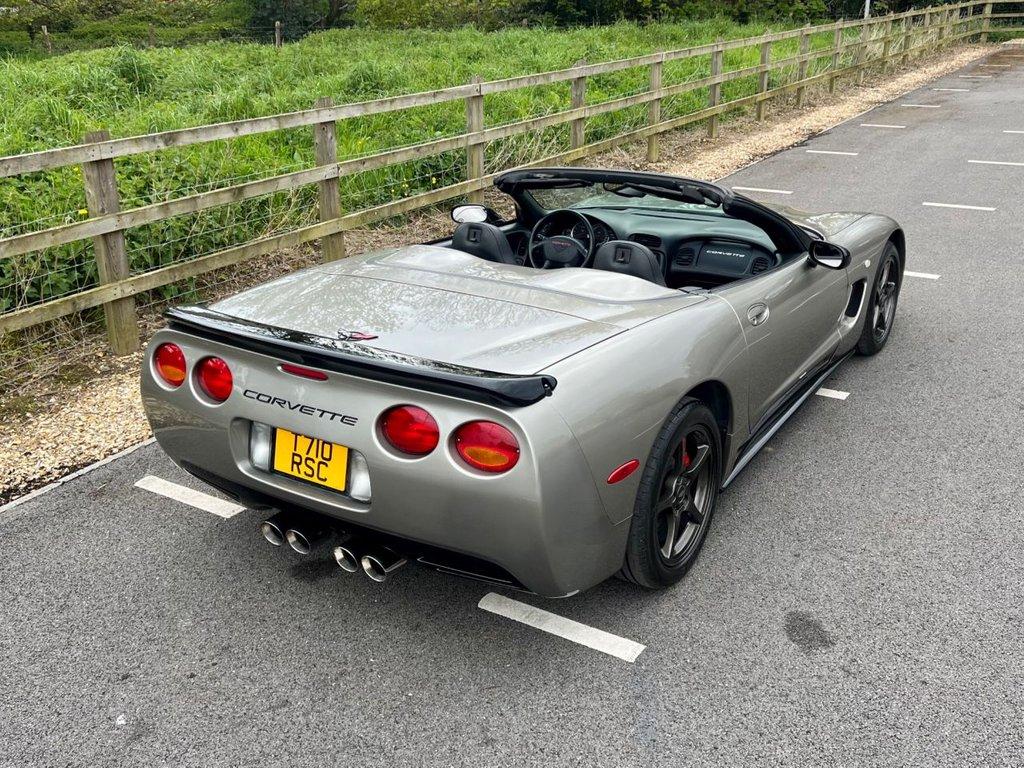 2000 Chevrolet 2000 T GMC CORVETTE C5