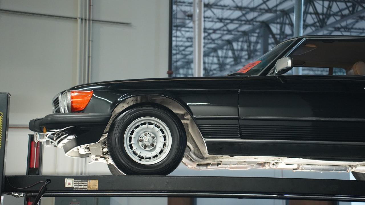 1985 Mercedes - Benz 380SL