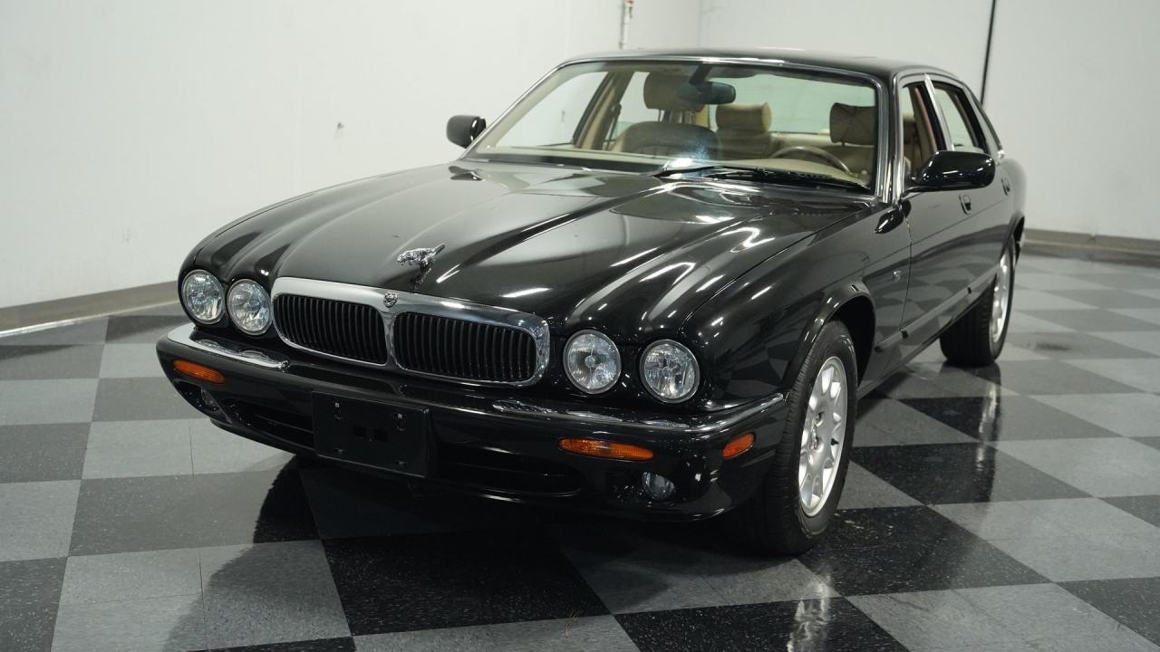 2001 Jaguar XJ8