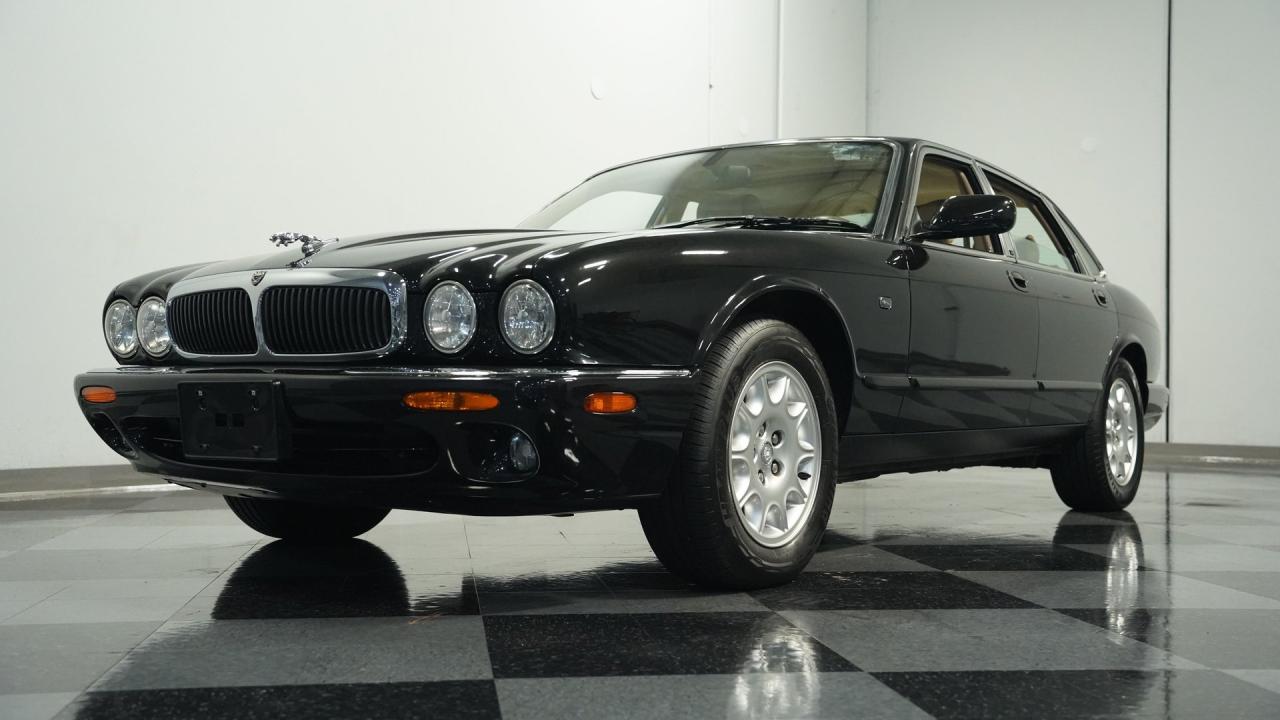 2001 Jaguar XJ8