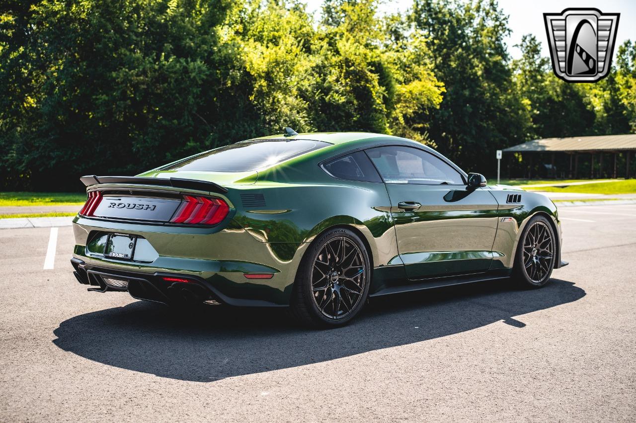 2022 Ford Mustang