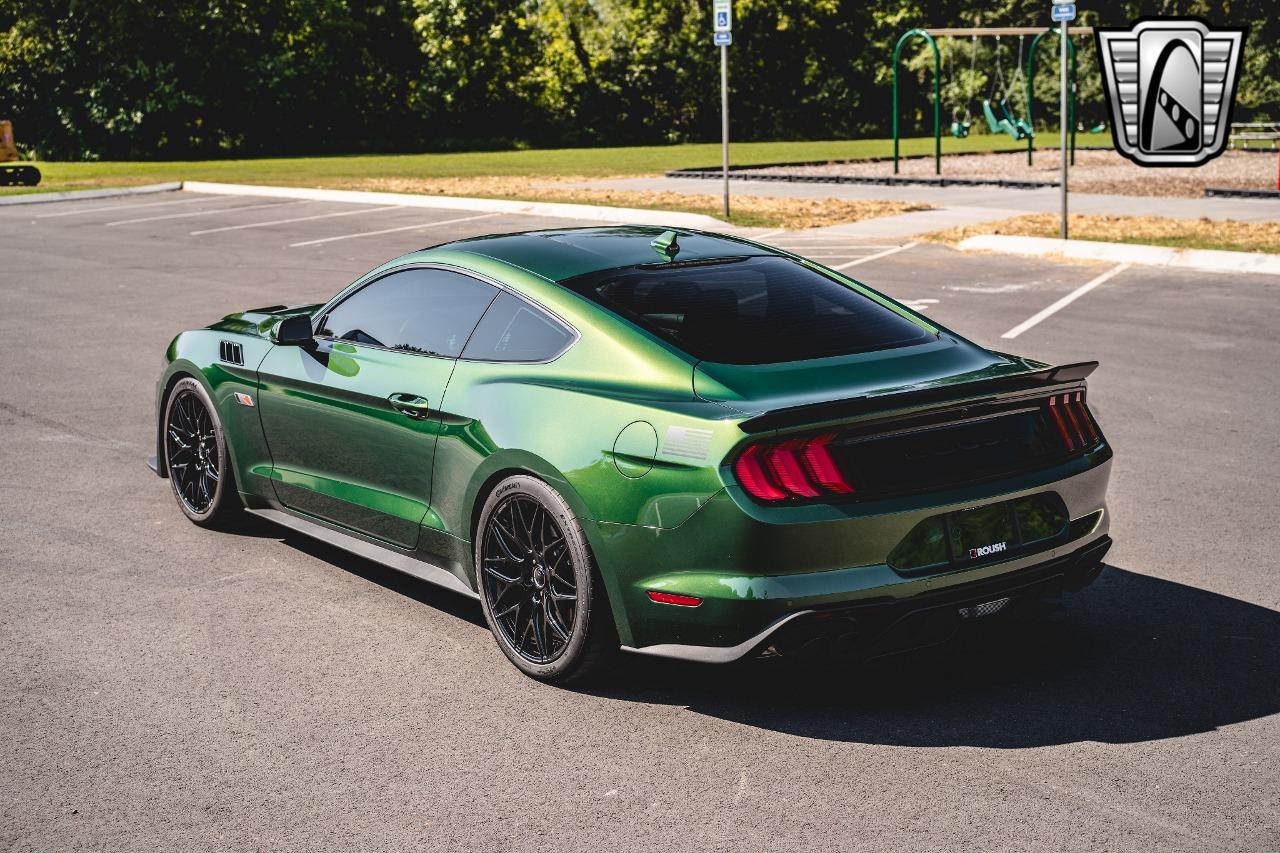 2022 Ford Mustang