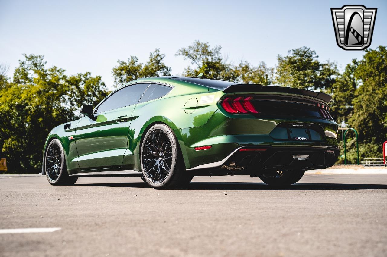 2022 Ford Mustang