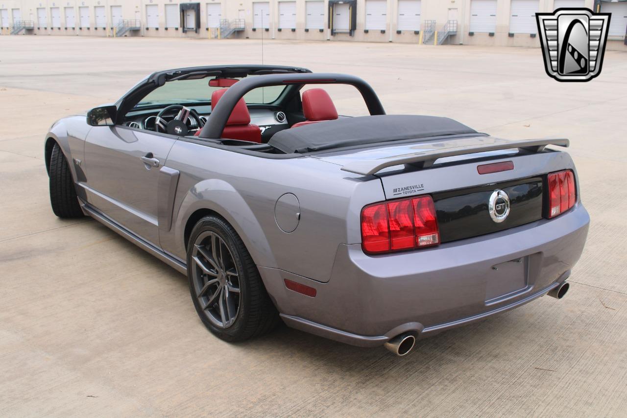 2006 Ford Mustang