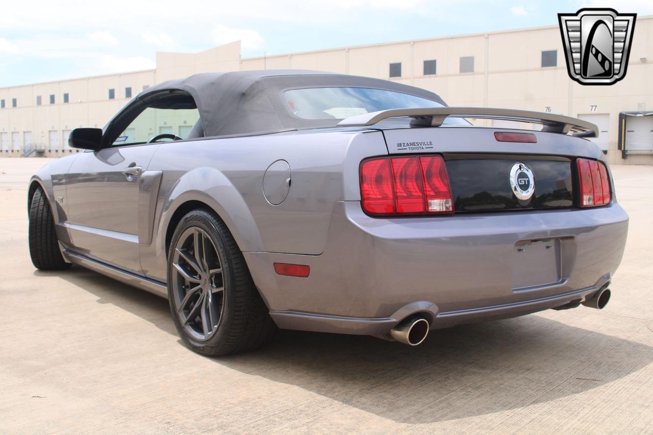 2006 Ford Mustang