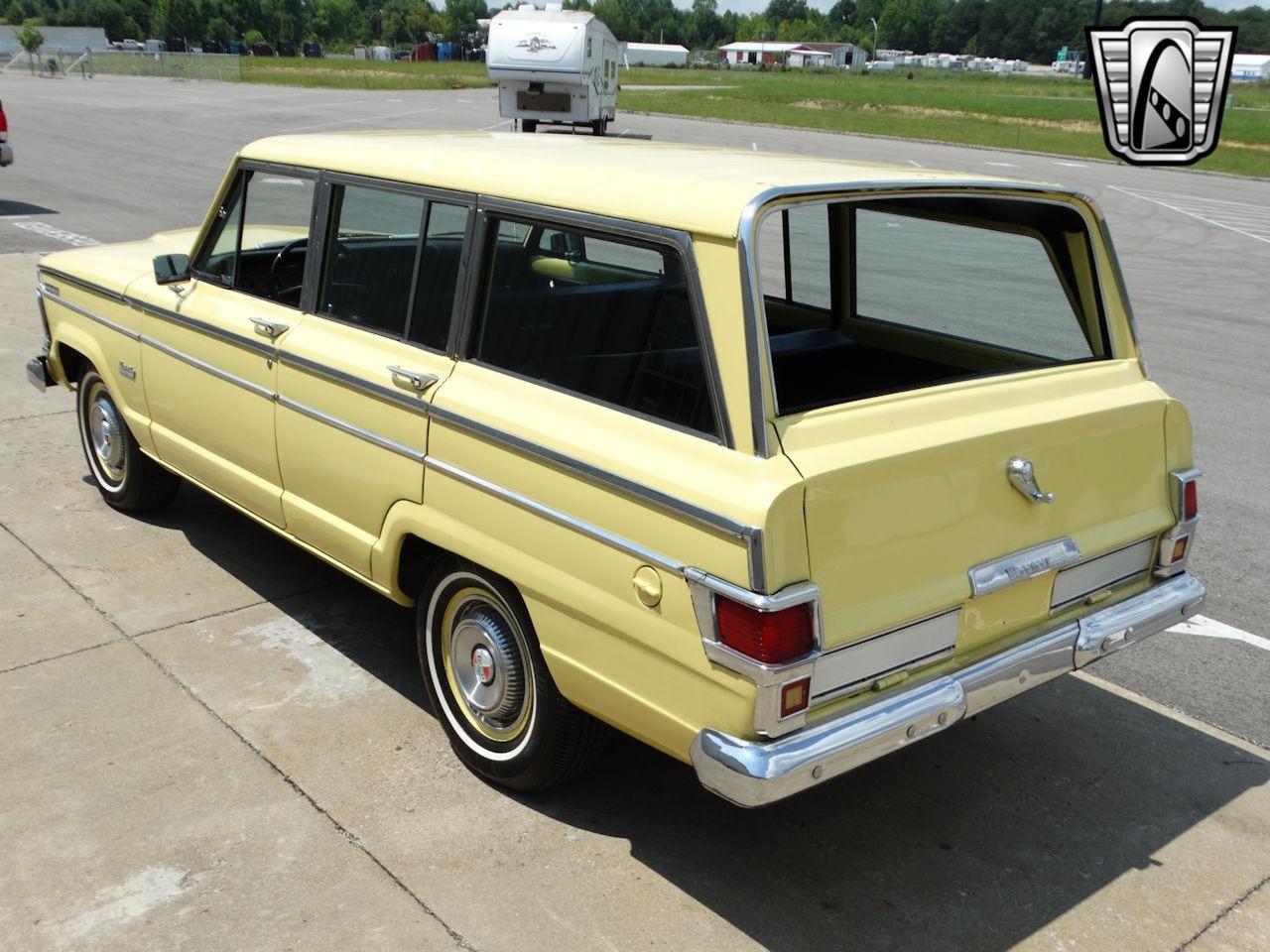 1973 Jeep Wagoneer