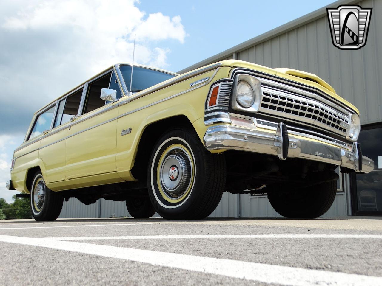 1973 Jeep Wagoneer