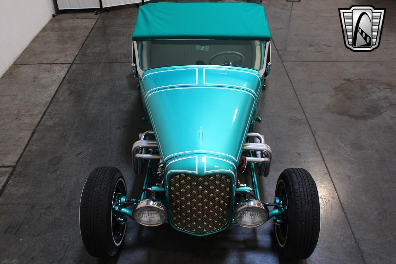 1932 Ford Roadster