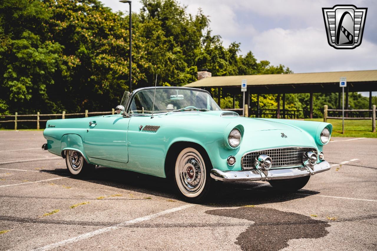 1955 Ford Thunderbird