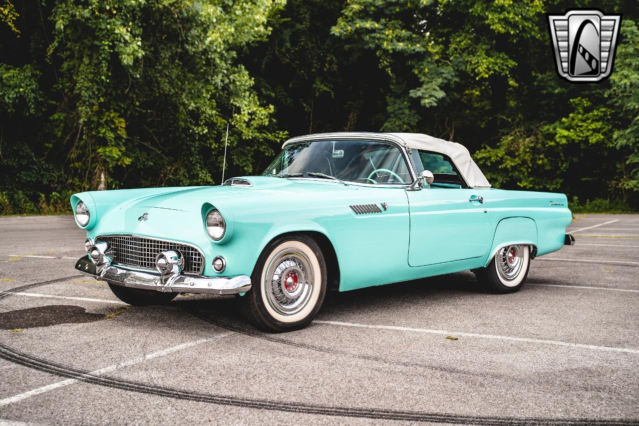 1955 Ford Thunderbird