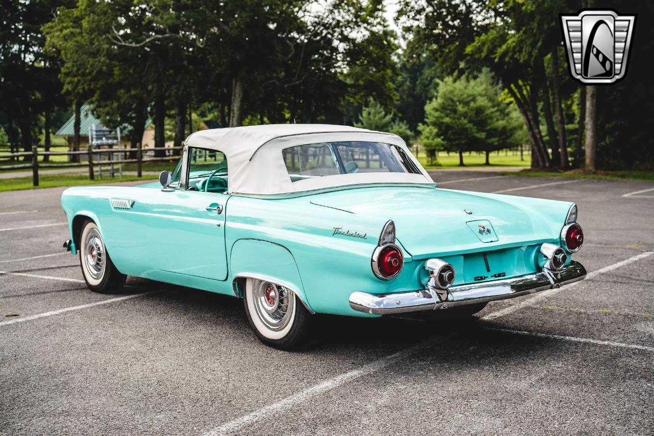 1955 Ford Thunderbird