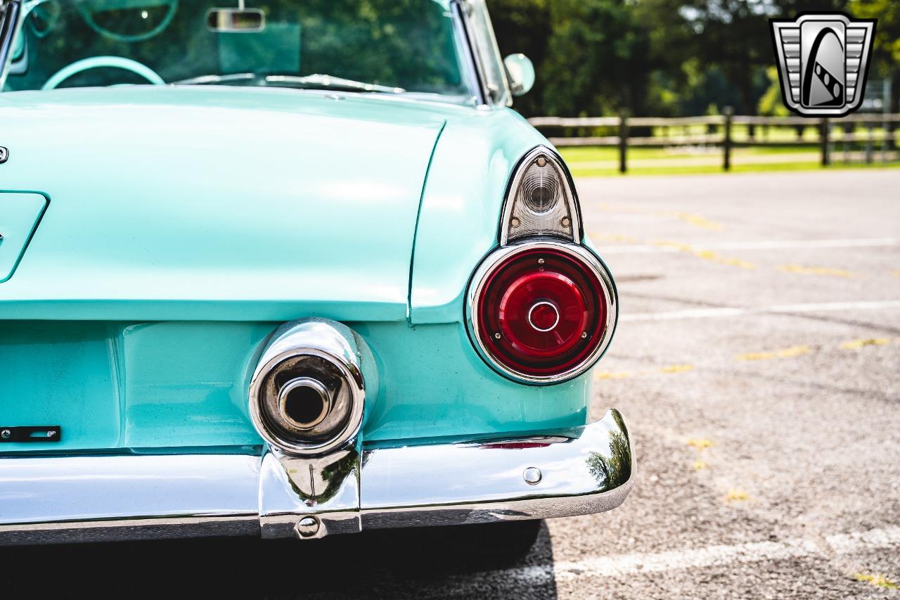 1955 Ford Thunderbird