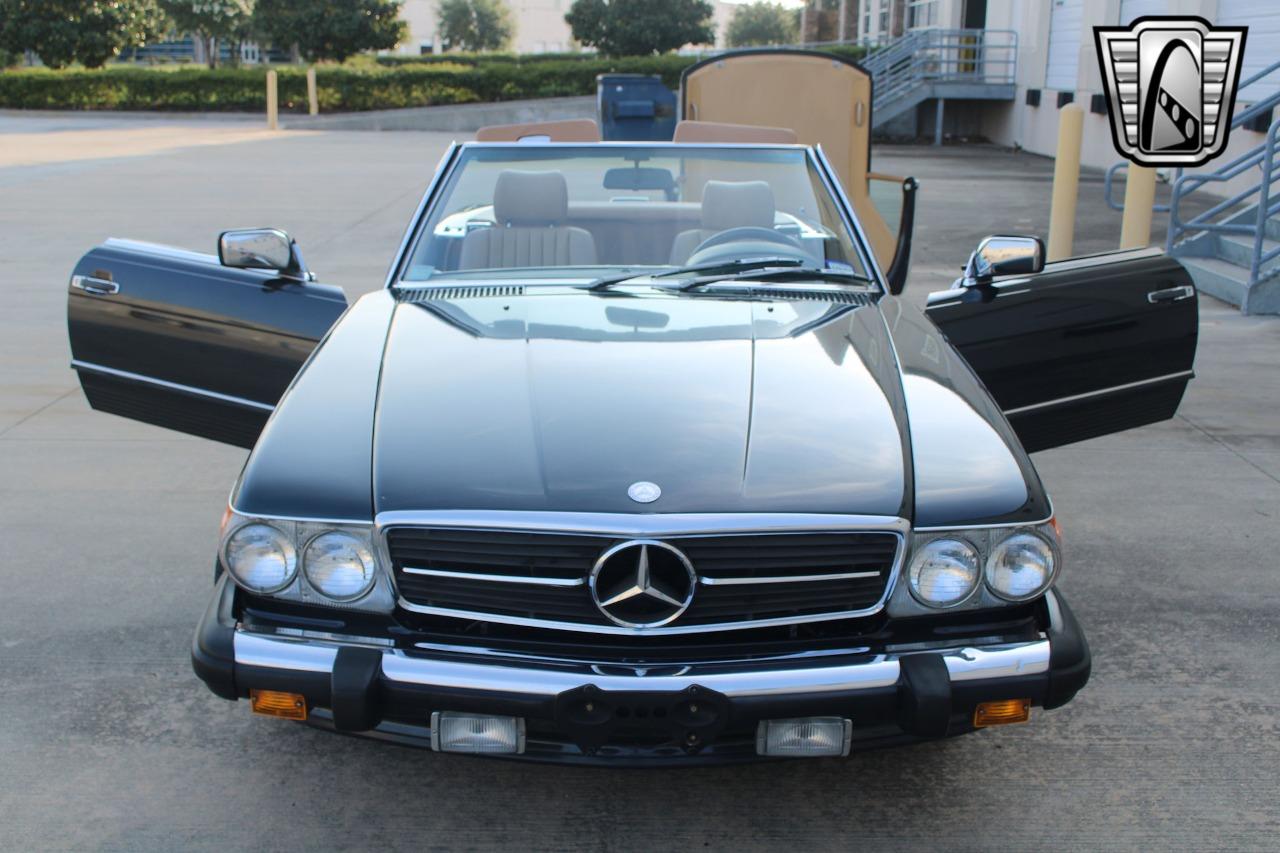 1988 Mercedes - Benz 560SL