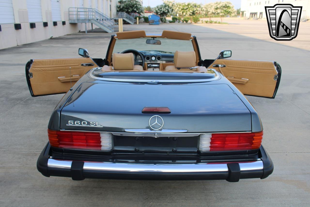 1988 Mercedes - Benz 560SL