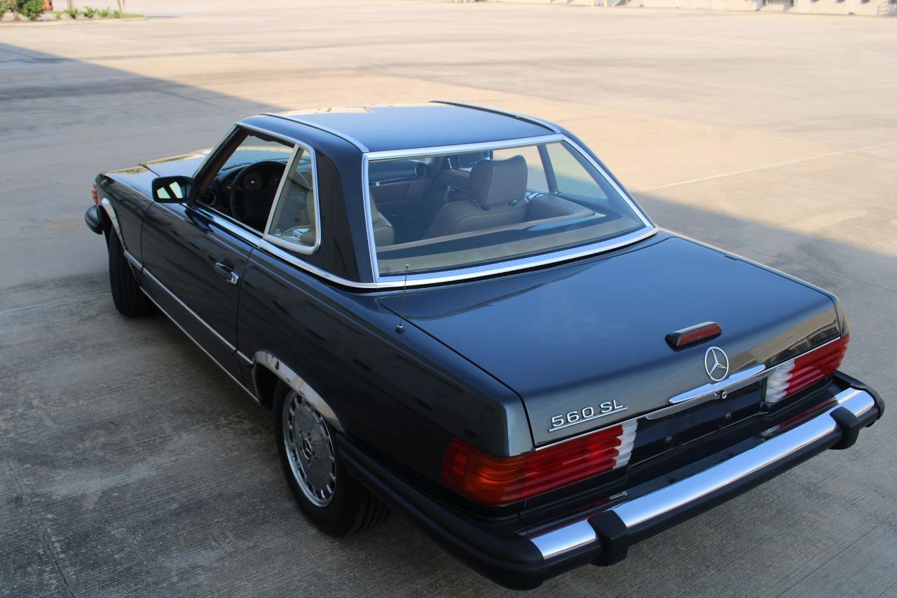 1988 Mercedes - Benz 560SL