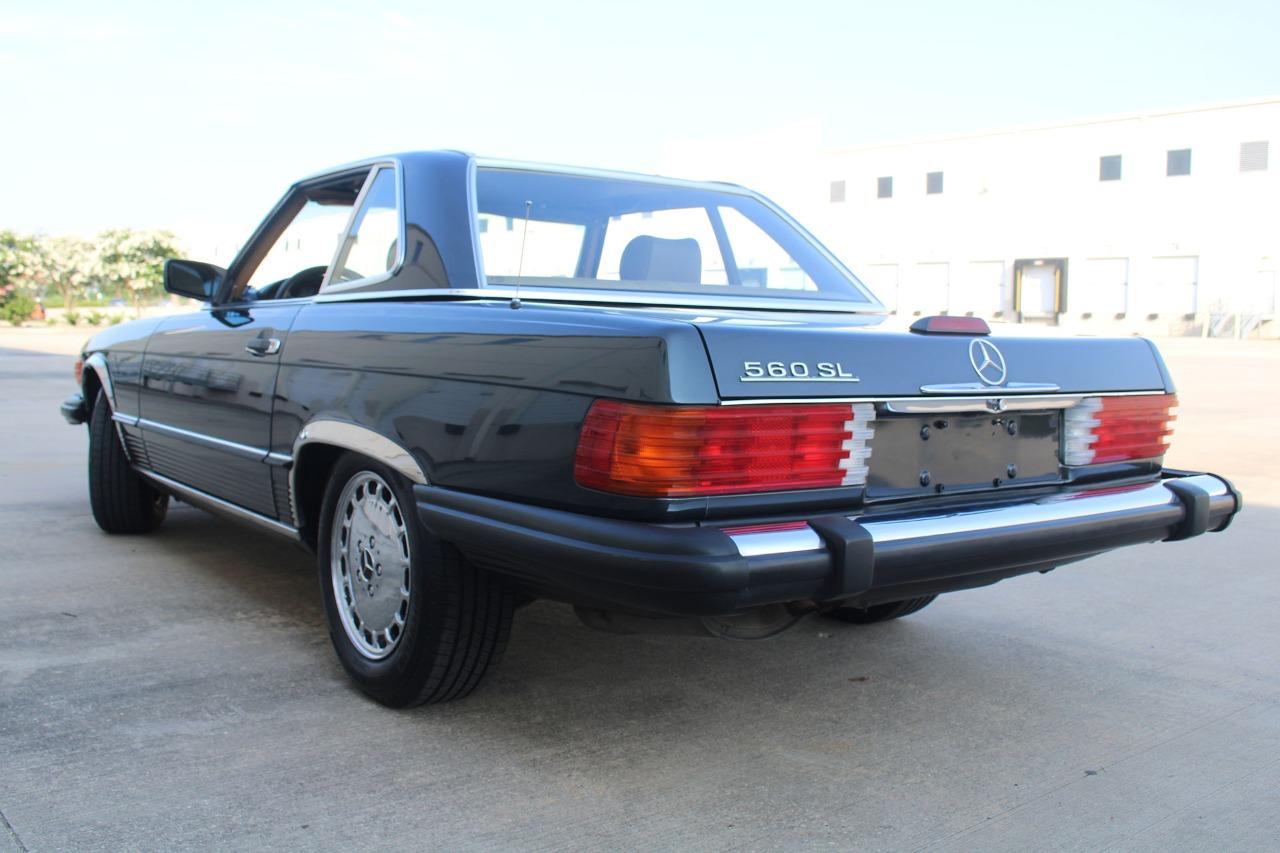 1988 Mercedes - Benz 560SL