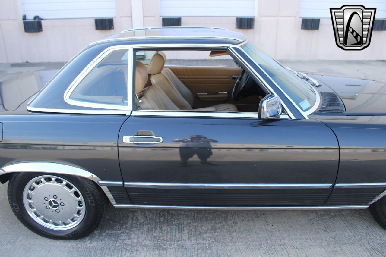 1988 Mercedes - Benz 560SL