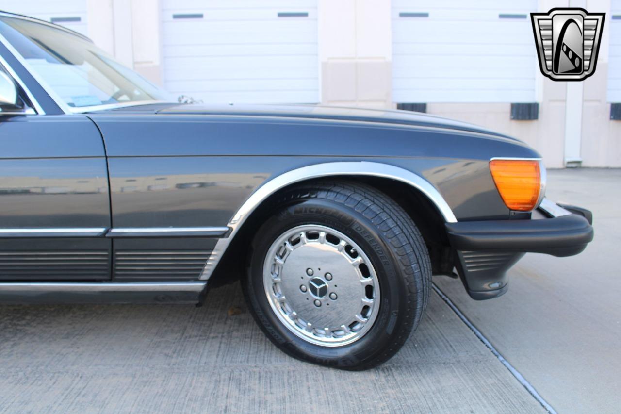 1988 Mercedes - Benz 560SL