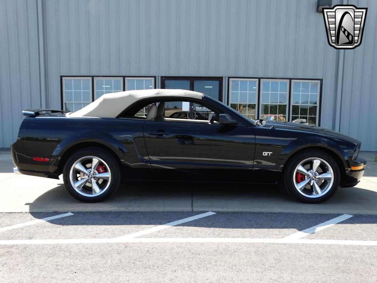 2006 Ford Mustang