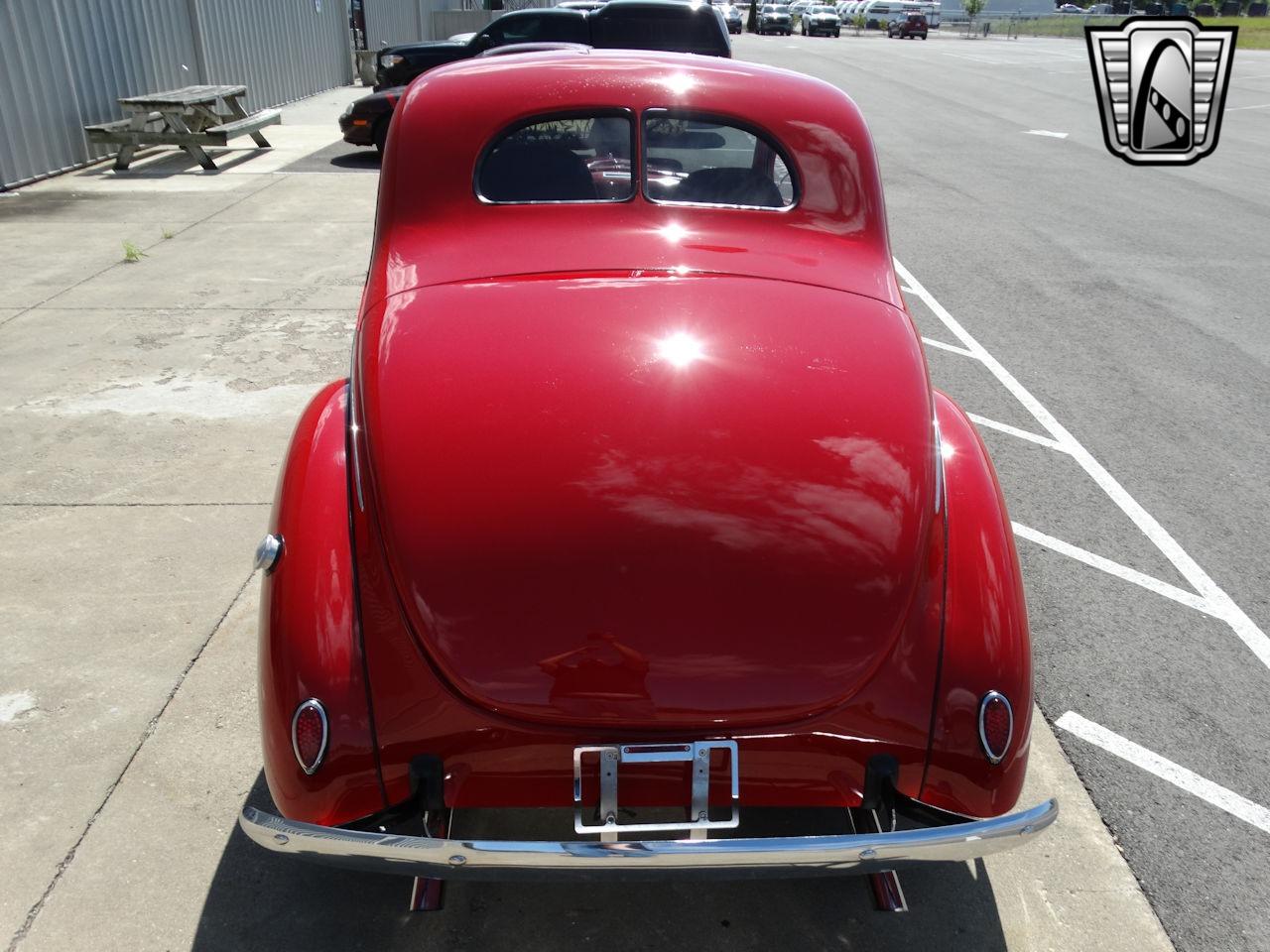 1939 Ford Deluxe